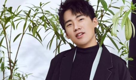 娱乐圈吃瓜郭麒麟,娱乐圈吃瓜达人,揭秘明星幕后故事