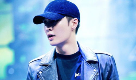 娱乐吃瓜爆料 张艺兴,娱乐圈的“吃瓜”焦点，揭秘他的成长与蜕变